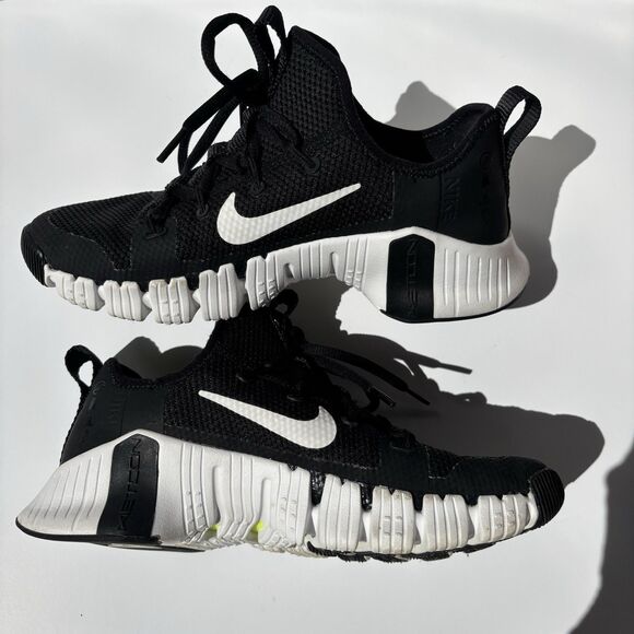 Nike Womens Shoes Size 8 Free Metcon 3 Black White Workout Training CJ6314-010 - Picture 4 of 12